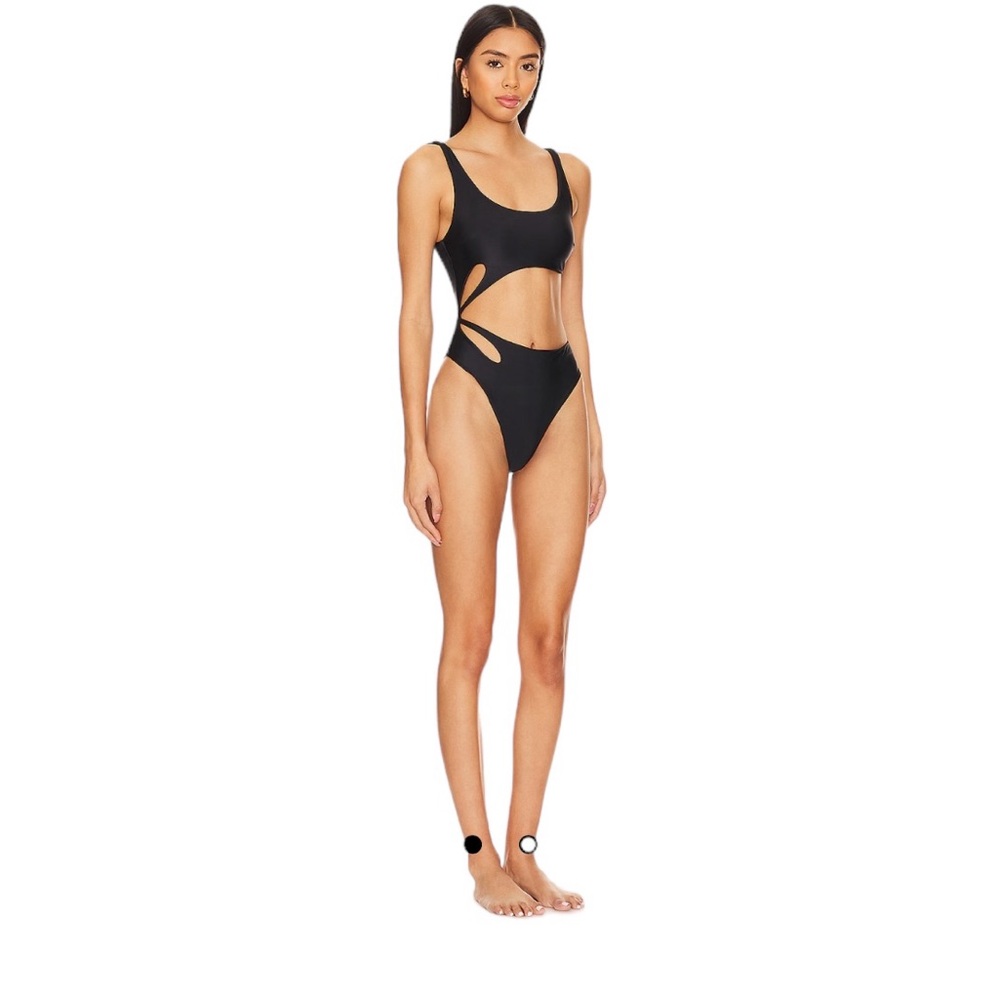 REVOLVE- TULAROSA ANJA ONE PIECE SWIMSUIT SEXY CUT OUT SIZE SMALL